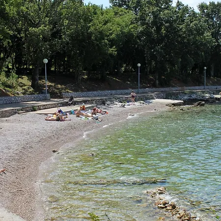 Lejlighed Seaside With A Swimming Pool Njivice, Krk - 21421