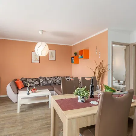 Seaside With A Swimming Pool Njivice, Krk - 21421 Apartman Njivice