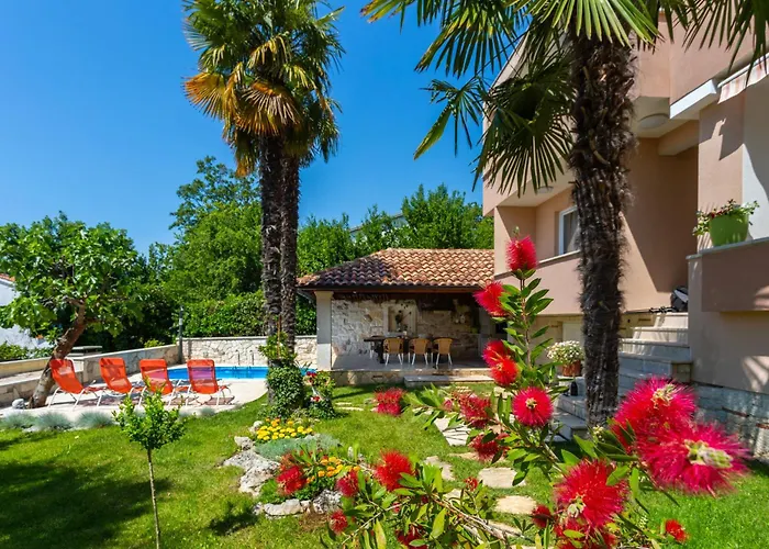 Apartament Seaside With A Swimming Pool Njivice, Krk - 21421 Nijvice